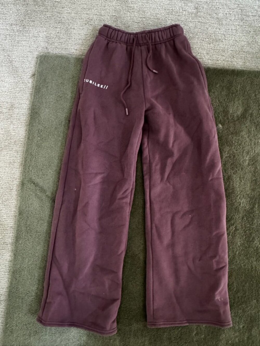 Jubilee Plum Straight Leg Sweatpants - S